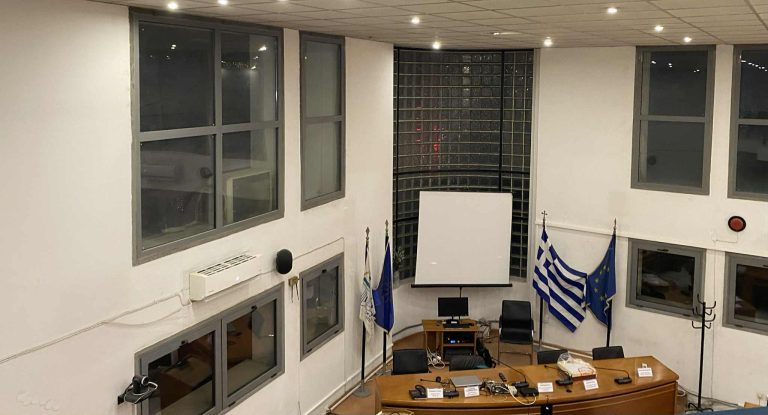 Ο νέος αρχηγός και η άποψή του για τη Δημοκρατία