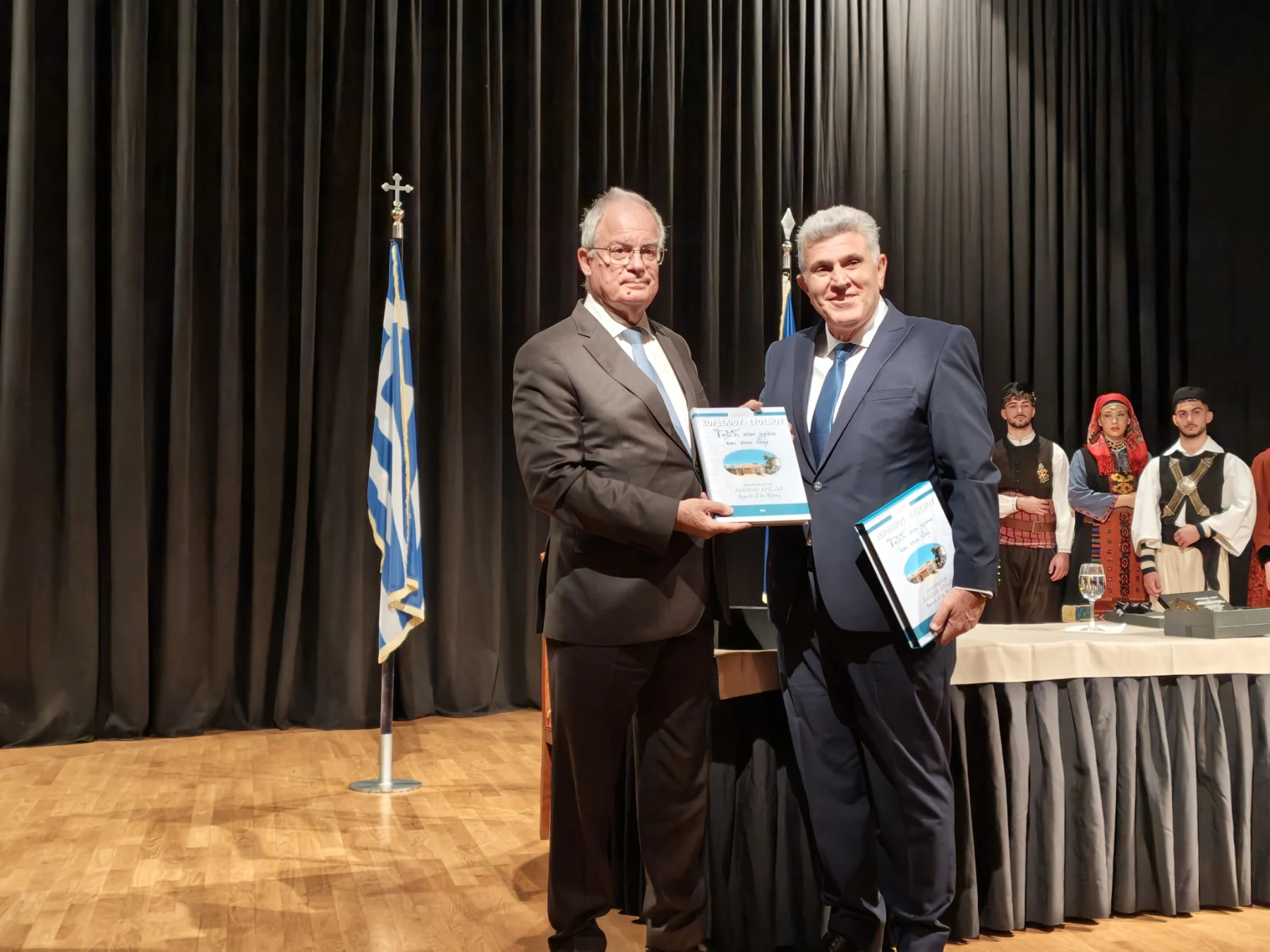 Κατάπιαν τη γλώσσα τους με τη μετονομασία του Δήμου
